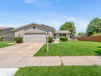2994 Barberry Dr