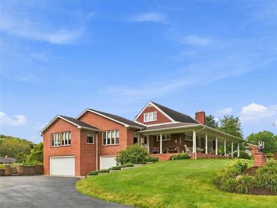 Property at 212 Edgewood Dr, Sarver, PA