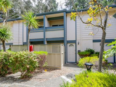 1166 Terra Nova Blvd