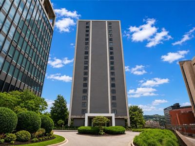 112 Washington Pl APT 8A