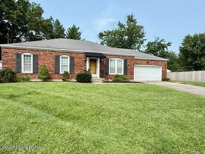 Property at 2206 Renown Dr, Jeffersontown, KY
