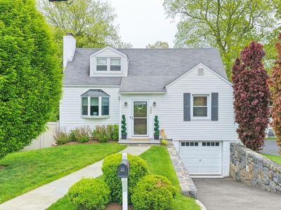 38 Francis Ln