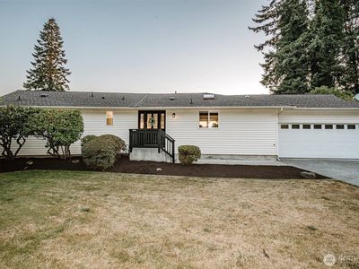Property at 1052 E Robinhood Drive, Arlington, WA