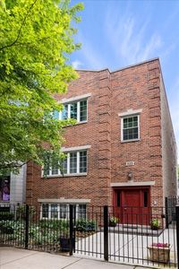 525 N Claremont Ave APT 3