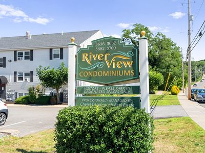 3652 N Main St APT 10