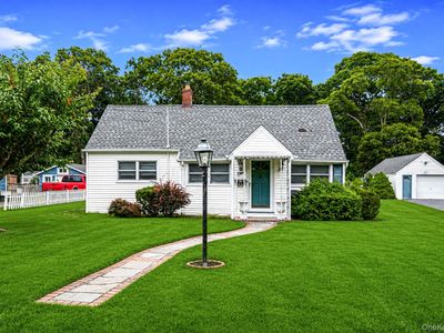 Property at 1 E Jackwill Road, East Patchogue, NY