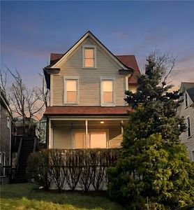 1222 Broadway Ave