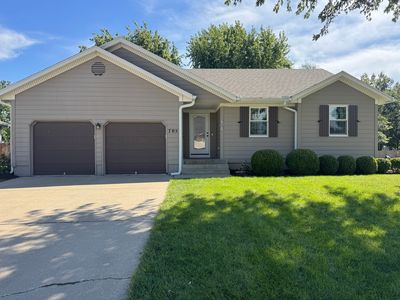 705 NE Colleen Dr