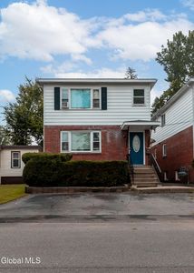 53 Pleasantview Avenue