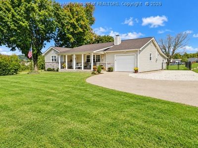 51 Quenwood Ln