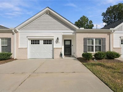 557 Isley Pl