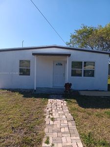 709 NW 10th Ave
