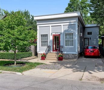 272 Fletcher St