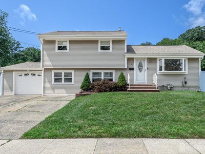 85 Athens Ave