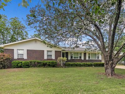 208 Deerfield Dr
