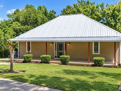 Property at 112 Humphries St, Charlotte, TN
