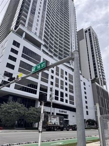 1600 NE 1st Ave APT 2014