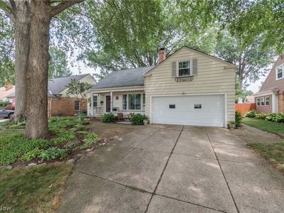 20212 Parklane Dr