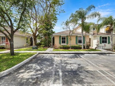 990 NE 42nd Pl