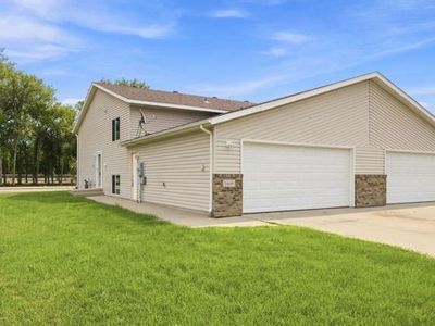 1669 6th St W