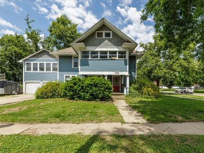 300 W Boston Ave