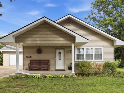 Property at 131 N Maple Ave, Newkirk, OK