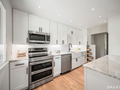 502 Heritage Village #A