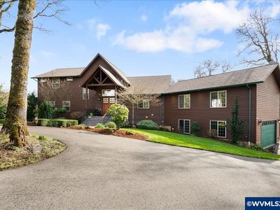 1235 Ankeny Heights Ln S