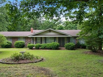 43 E Nottingham Cir