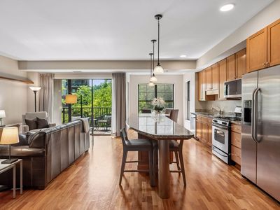 317 Groveland Ave Unit 213