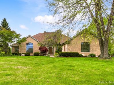 275 W Brogan Rd