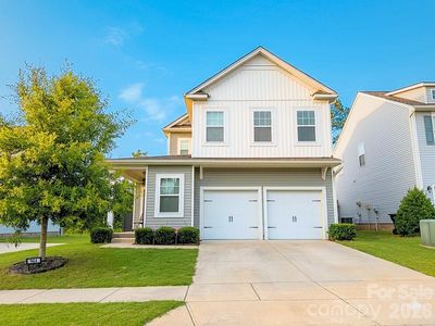 944 Von Buren Blvd