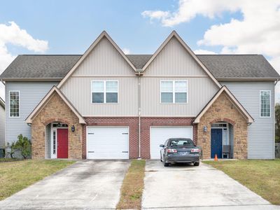 2748 Stone Trace Dr