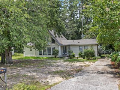 2169 Pepperidge Dr