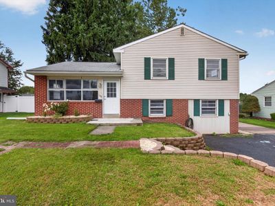 Property at 128 Henry Rd, Enola, PA