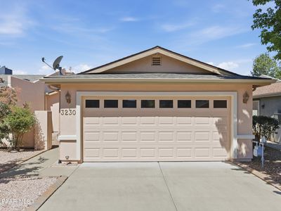 3230 Iris Ln
