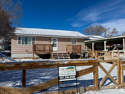 Property at 208 N 7th St, Saratoga, WY