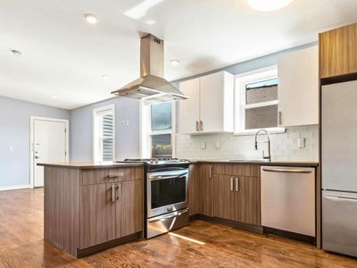 102 Colgate St #302