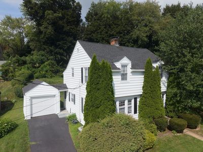 25 Westwood Pkwy
