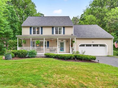 8 King Henry Drive