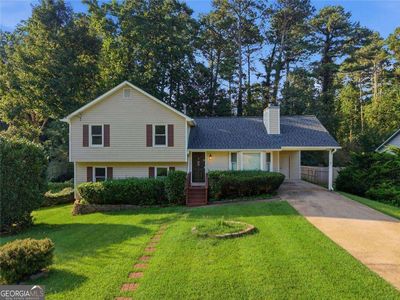 1380 Ashbrook Dr NW