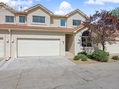 84 Luxury Ln