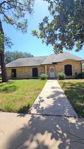14819 Knightsway Dr