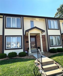 Property at 12 New Hope Ct, Florissant, MO