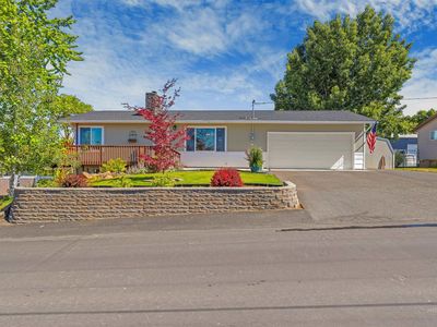 1303 Hemlock Ave