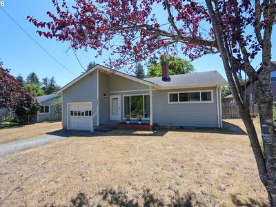 2193 Juniper Ave