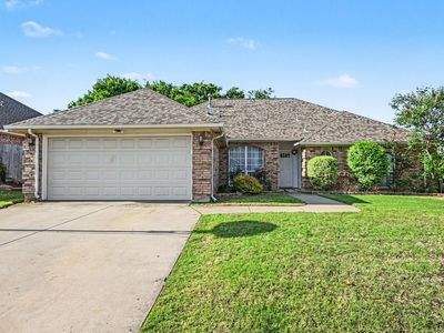 6700 Greenleaf Dr