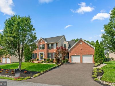 439 University Dr