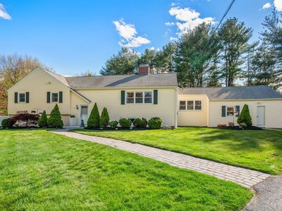 Property at 13 Pinecrest Rd, Andover, MA
