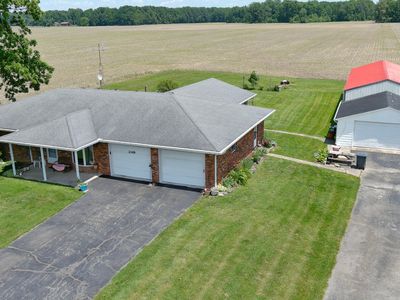 2349 S Old Michigan Rd